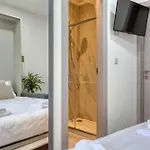 Lägenhet Private 5 With Shared Kitchen At The New Casa Vittoria By Sf Homes