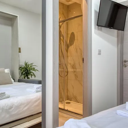 Апартаменты Private 5 With Shared Kitchen At The New Casa Vittoria By Sf Homes